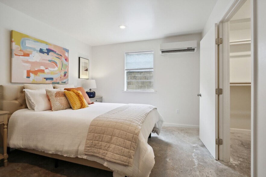 More Photos Of 3135 Dauphine St, New Orleans Apartments For Sale