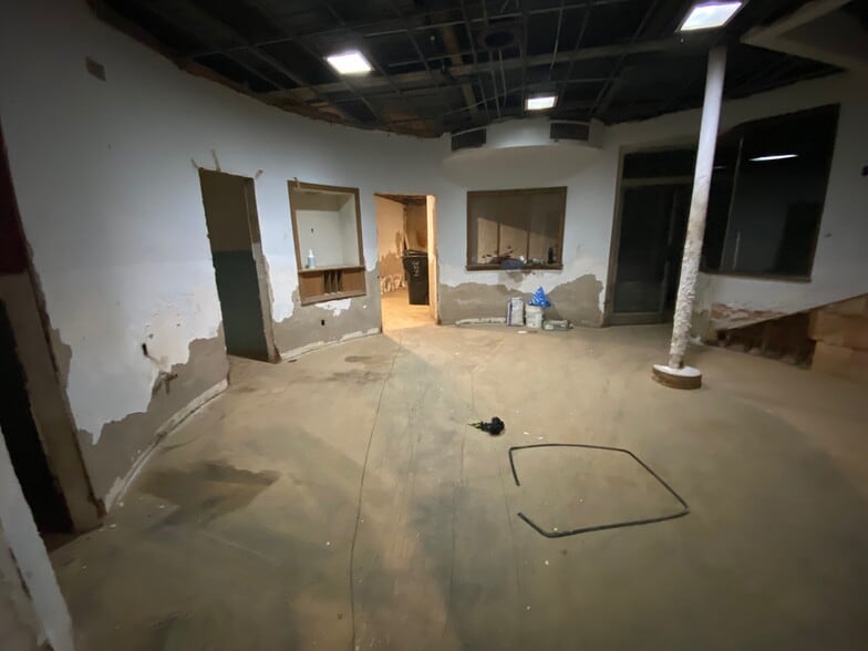 More Photos Of 5140 S Ashland Ave, Chicago Office For Sale