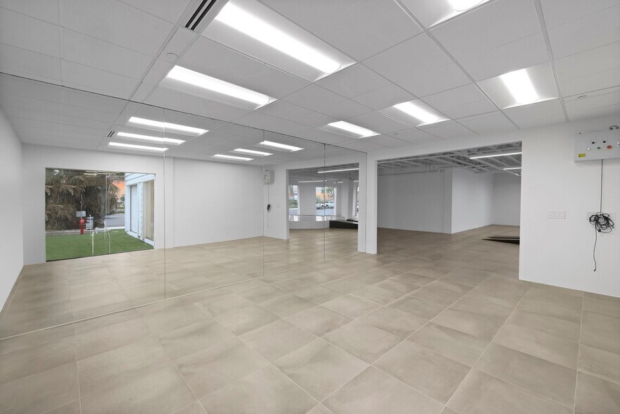 More Photos Of 2244 W Coast Hwy, Newport Beach Office For Lease