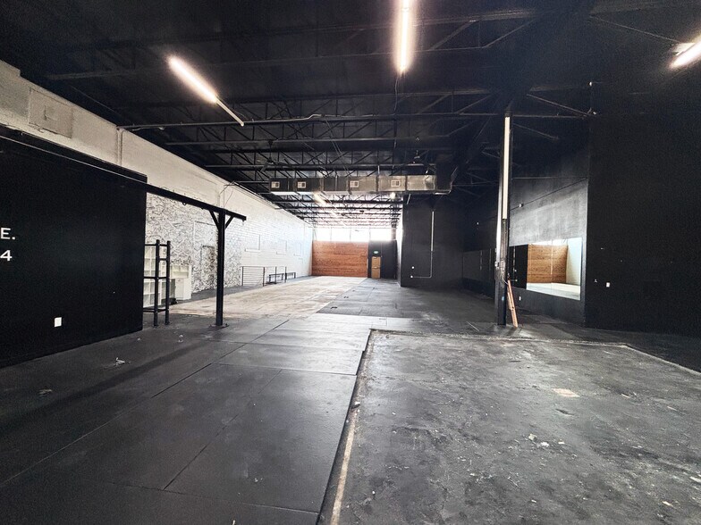 More Photos Of 3030-3034 Downing St, Denver Freestanding For Lease