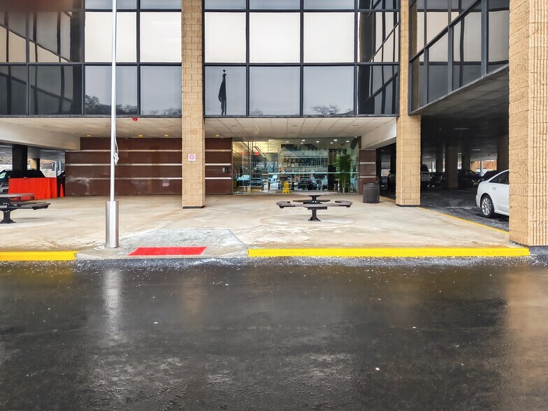 More Photos Of 830 Morris Tpke, Short Hills Coworking Space