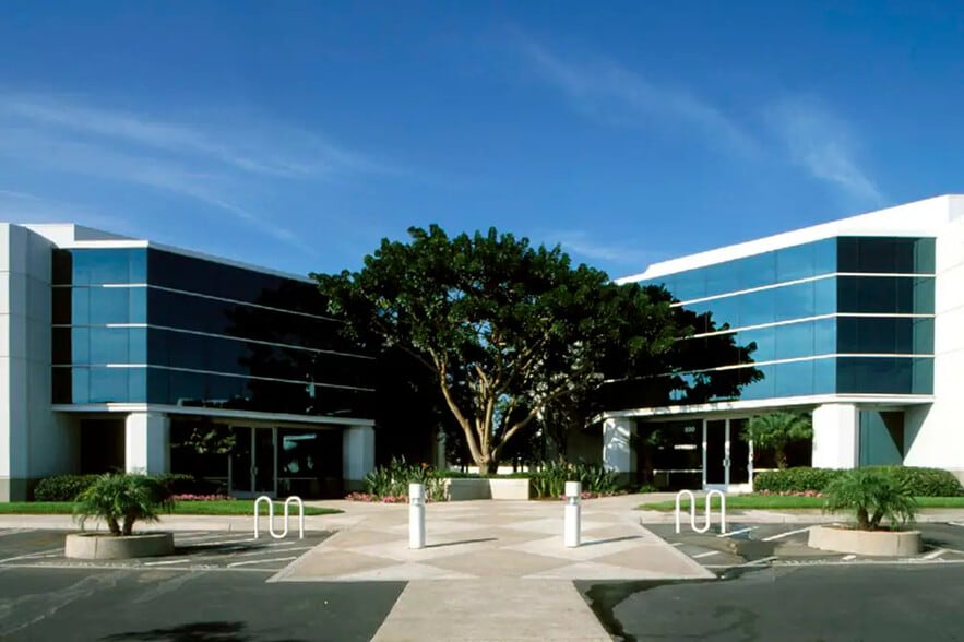 Primary Photo Of 142 Technology Dr, Irvine Light Manufacturing For Lease