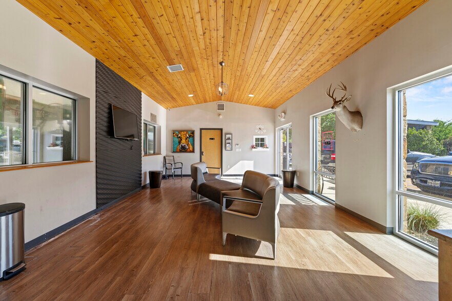 More Photos Of 516 Friendship Ln, Fredericksburg Carwash For Sale