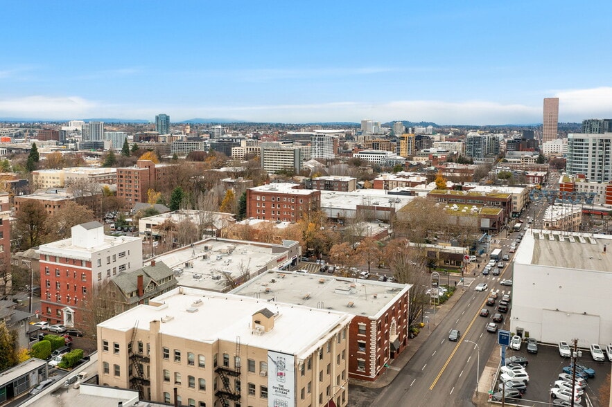 More Photos Of 2157 W Burnside St, Portland Apartments For Sale