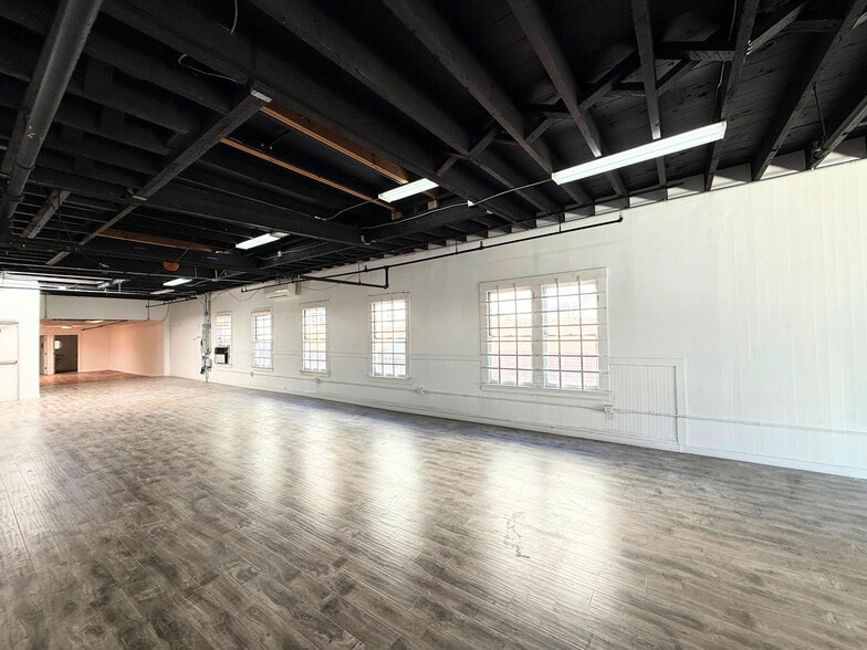 More Photos Of 1228 Folsom St, San Francisco Light Manufacturing For Lease