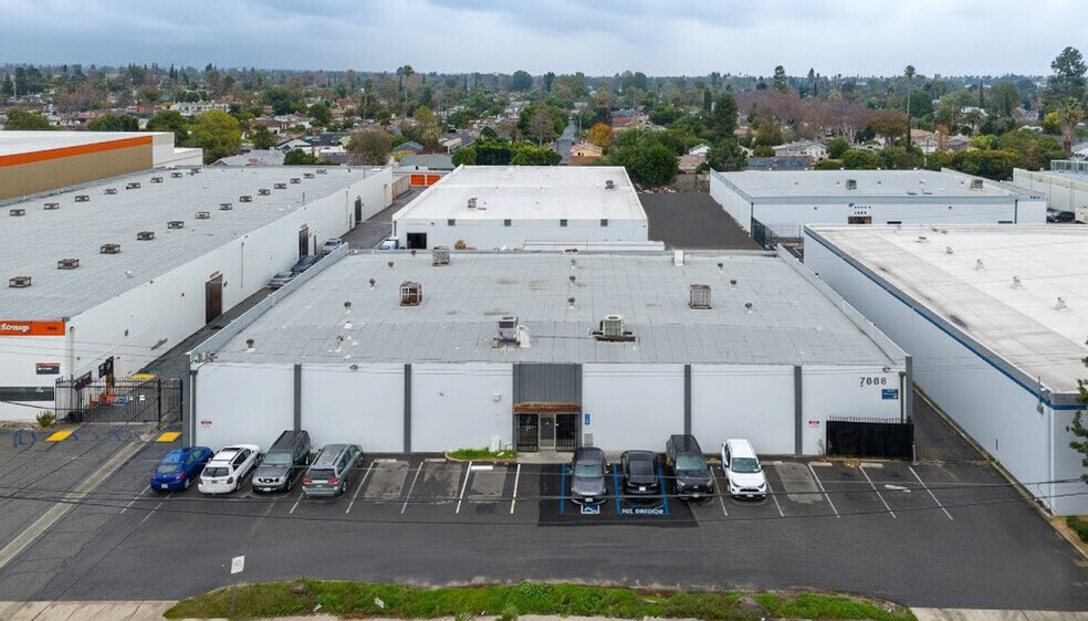 Primary Photo Of 7886 Deering Ave, Canoga Park Manufacturing For Lease