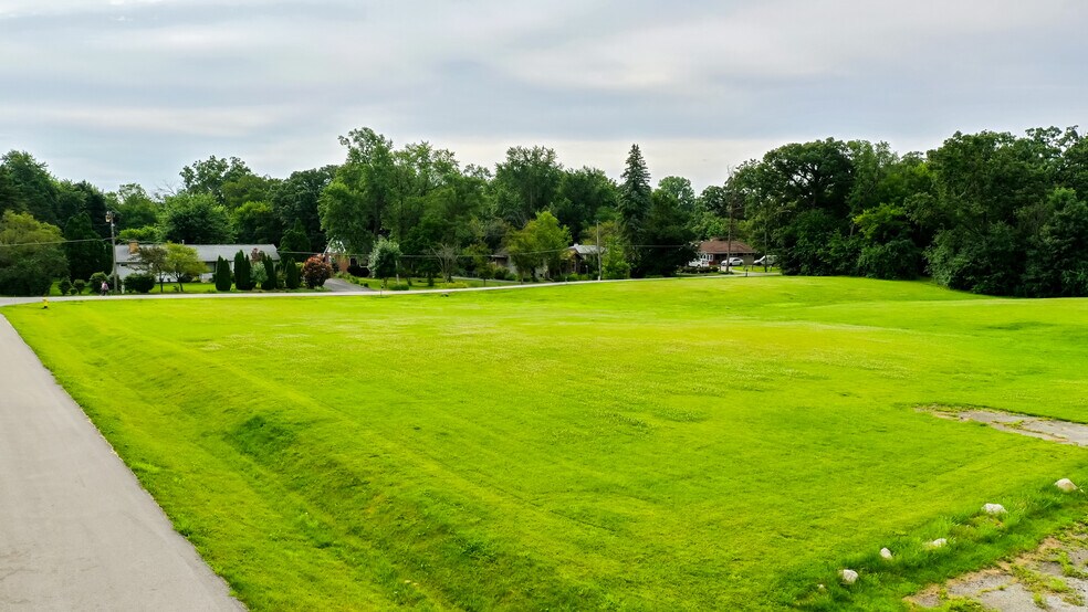 More Photos Of 525 N Neltnor Blvd, West Chicago Land For Sale