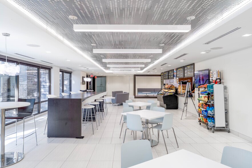 More Photos Of 5020 Riverside, Irving Unknown For Lease