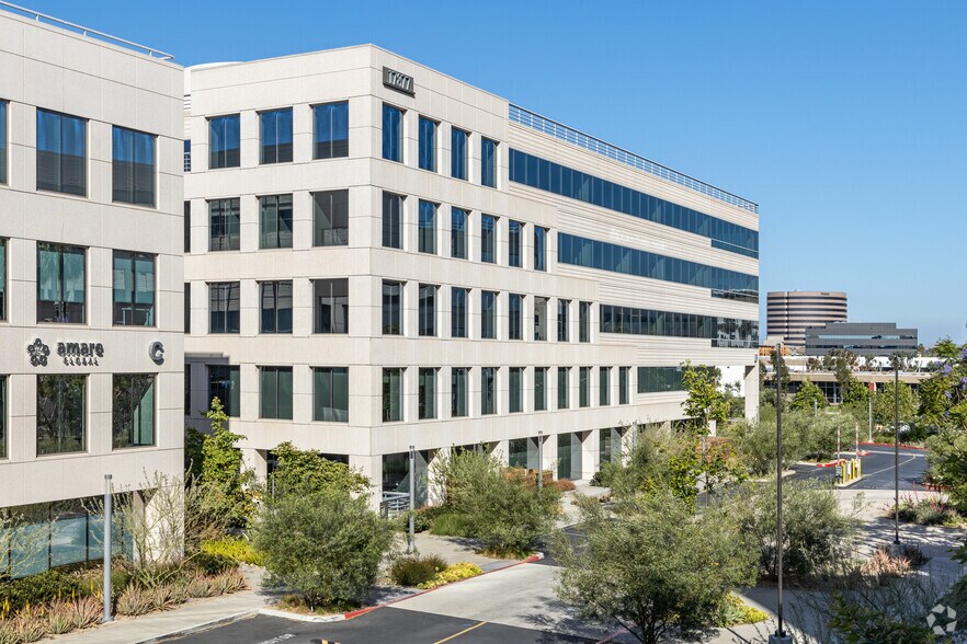 More Photos Of 17877 Von Karman Ave, Irvine Office For Lease