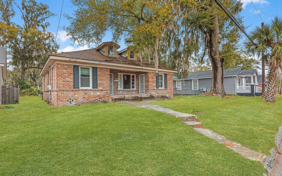 More Photos Of 2118 E Gwinnett St, Savannah Multifamily For Sale