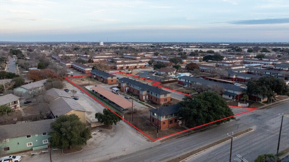 More Photos Of 309 Calgary Ave, San Antonio Multifamily For Sale