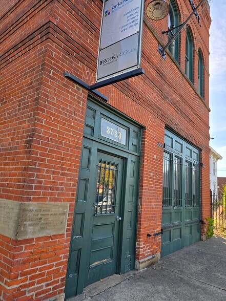More Photos Of 3723 Pearl Rd, Cleveland Office For Sale