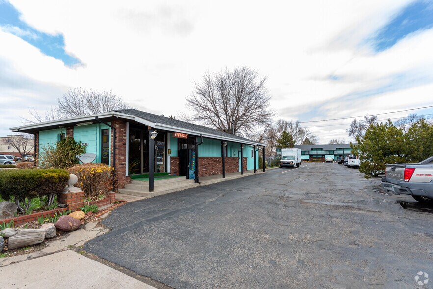 5799 W Colfax Ave, Lakewood, CO 80214 Motel For Sale