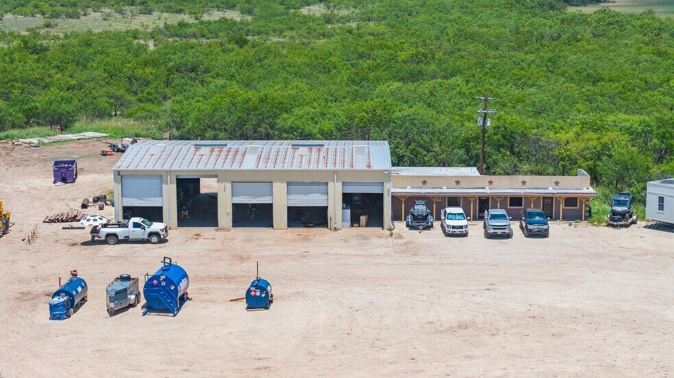 More Photos Of 2458 E Overland Trl, Abilene Industrial For Sale
