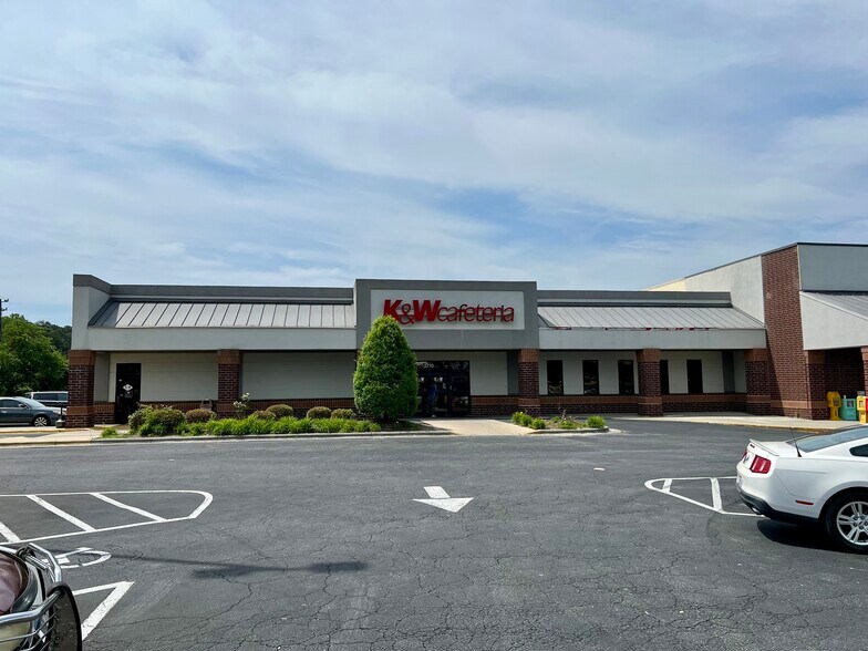 More Photos Of 3740 S Holden Rd, Greensboro Unknown For Lease