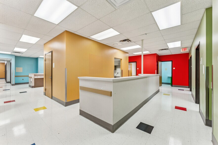 More Photos Of 1090 9th Ave SW, Bessemer Medical For Sale