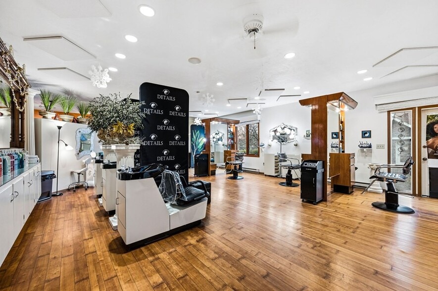 More Photos Of 7828 Highway 42, Egg Harbor Storefront For Sale