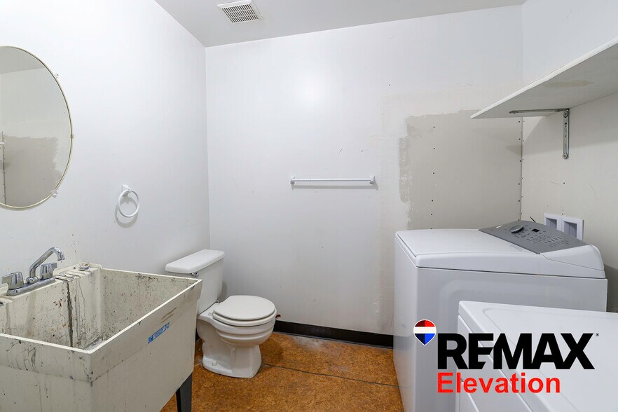 More Photos Of 1128 12th St, Cody Restaurant For Sale