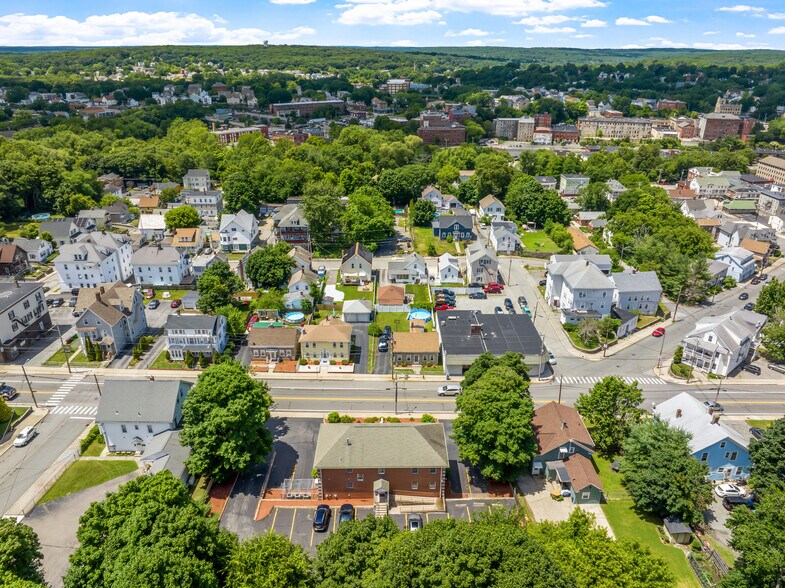 More Photos Of 352 Park Ave, Woonsocket Office For Sale
