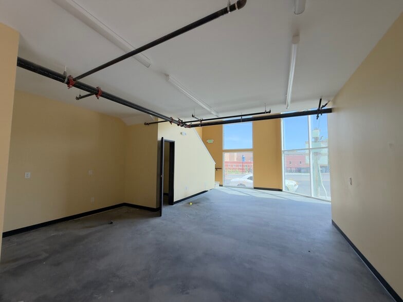 More Photos Of 4965 Imperial Ave, San Diego Apartments For Lease