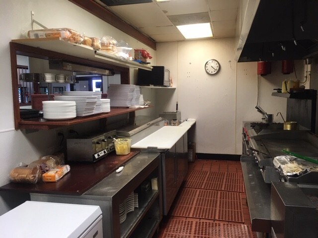 More Photos Of 3001 N Oakwood Ave, Muncie Restaurant For Sale