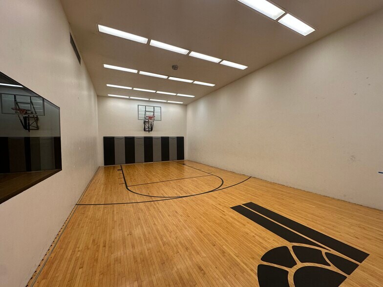 More Photos Of 400 E Randolph St, Chicago Apartments For Lease