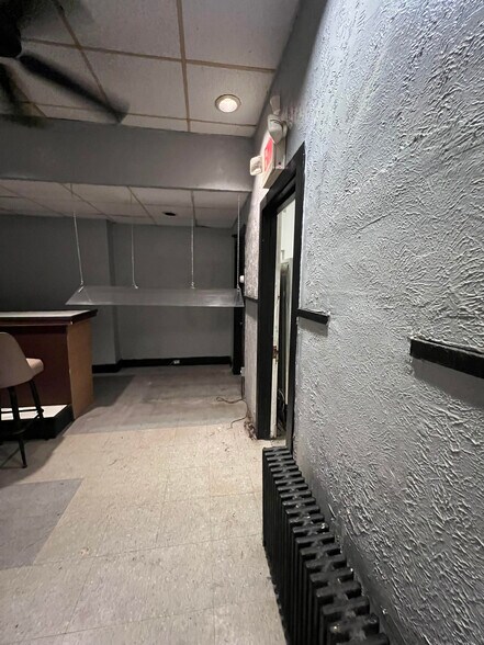 More Photos Of 7732 Frankstown Ave, Pittsburgh Bar For Sale