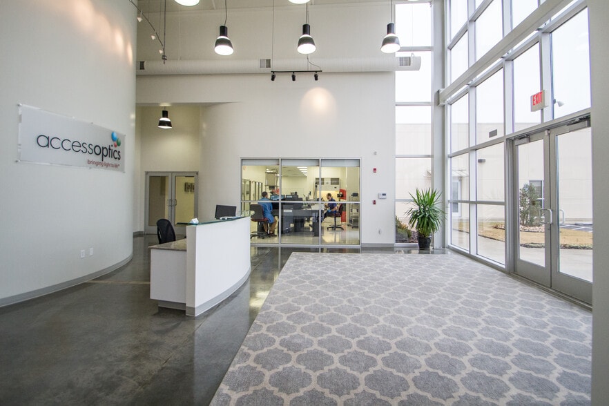 More Photos Of 2201 N Maple Ave, Broken Arrow Research And Development For Sale