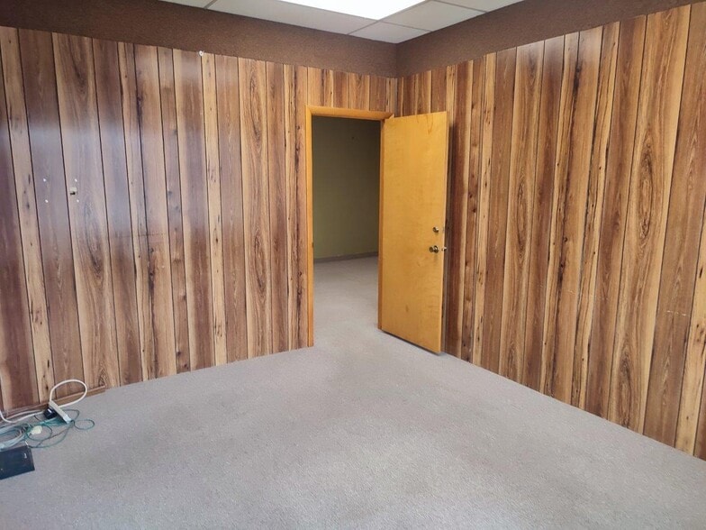 More Photos Of 2427 Jefferson Ave, Ogden Apartments For Lease