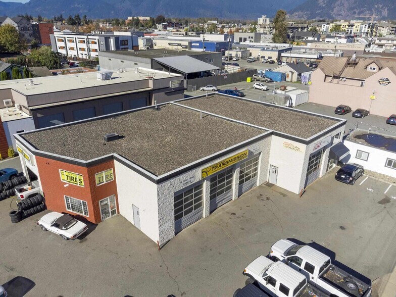More Photos Of 8815 Young Rd, Chilliwack Auto Repair For Sale