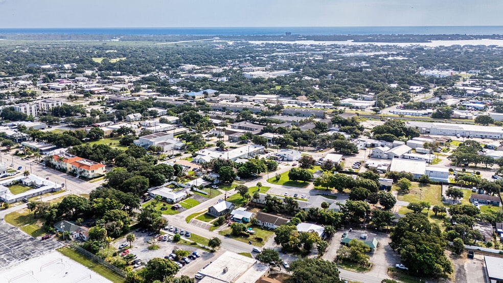 More Photos Of 1766 14th Ave, Vero Beach Restaurant For Sale