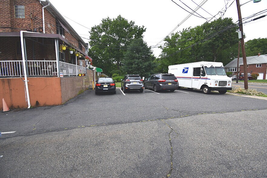 More Photos Of 1063 Palisade Ave, Fort Lee Office For Sale