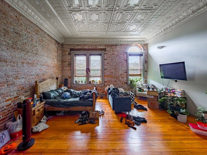 More Photos Of 113 N Patterson St, Valdosta Apartments For Sale