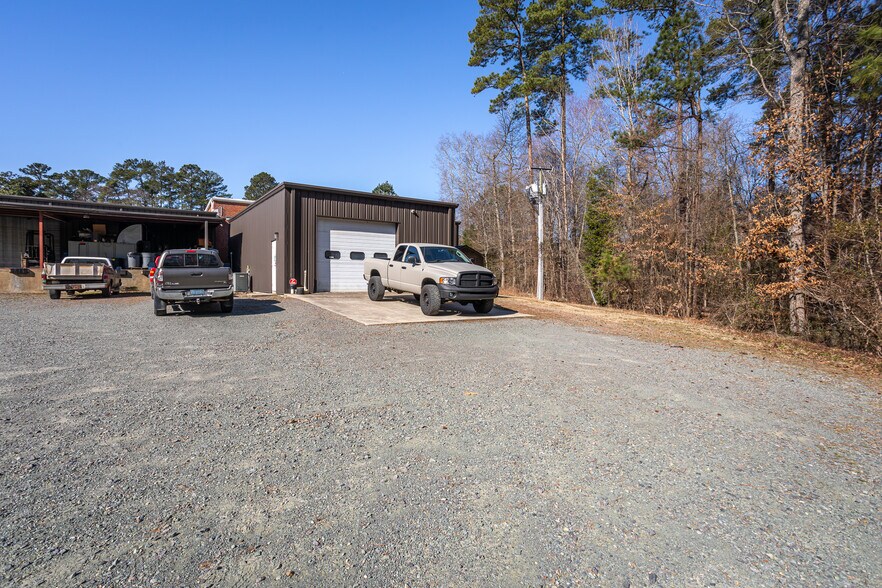 More Photos Of 1434 Farrington Rd, Apex Light Manufacturing For Sale