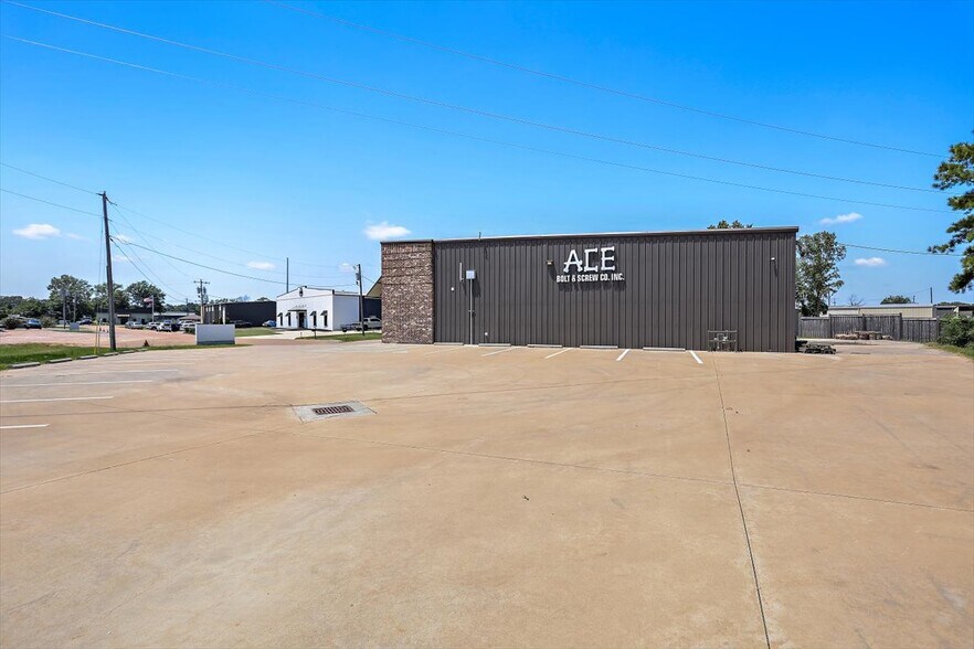 More Photos Of 104 Hazelton Cv, Gluckstadt Light Distribution For Lease