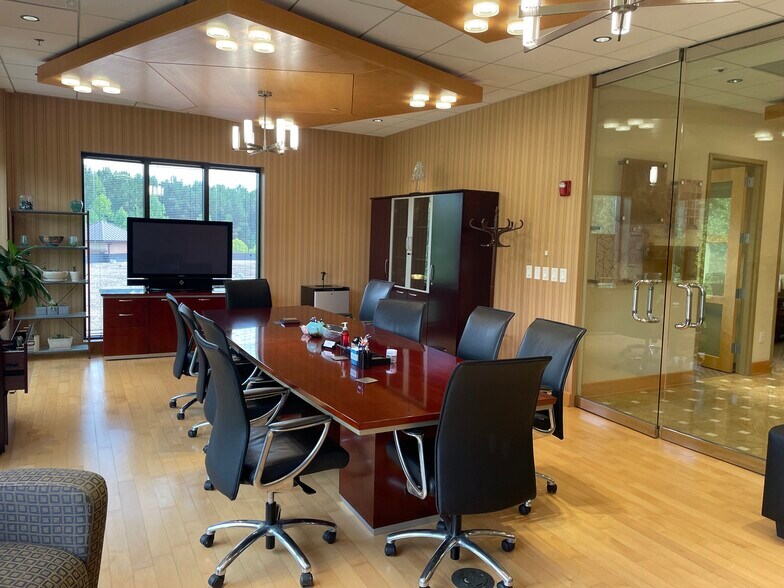 More Photos Of 6495 Shiloh Rd, Alpharetta Office For Sale