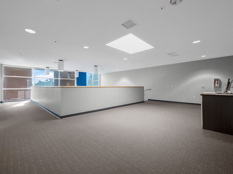 More Photos Of 8900 Research Dr, Irvine Research And Development For Lease