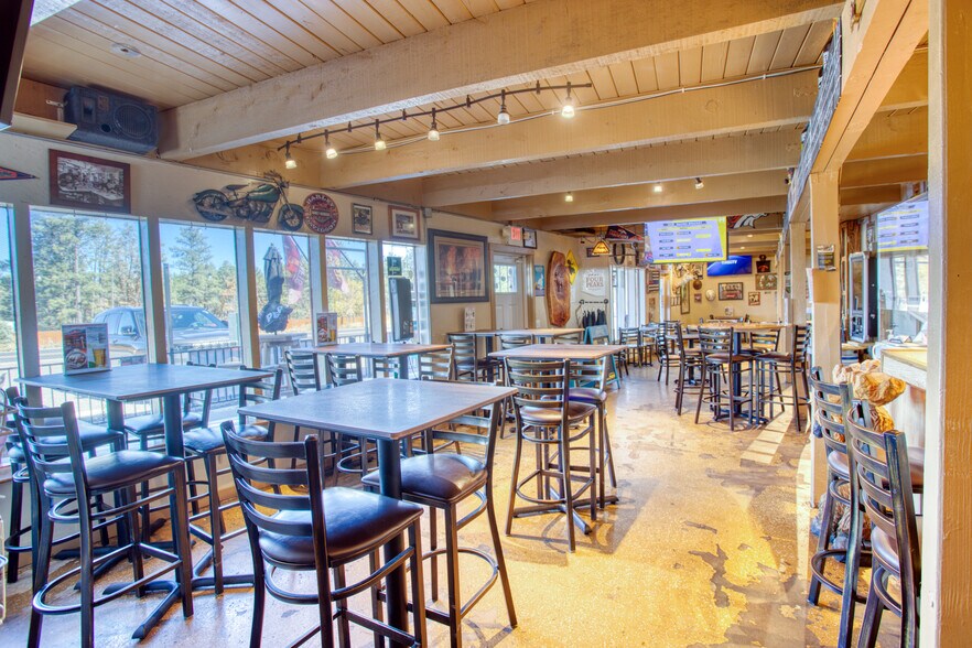 More Photos Of 4207 W White Mountain Blvd, Lakeside Restaurant For Sale