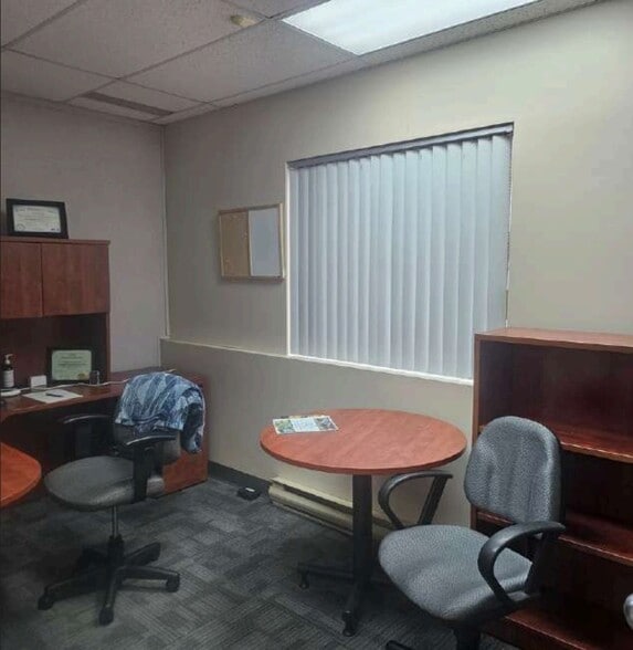 More Photos Of 1577 7th Av, Prince George Office For Lease
