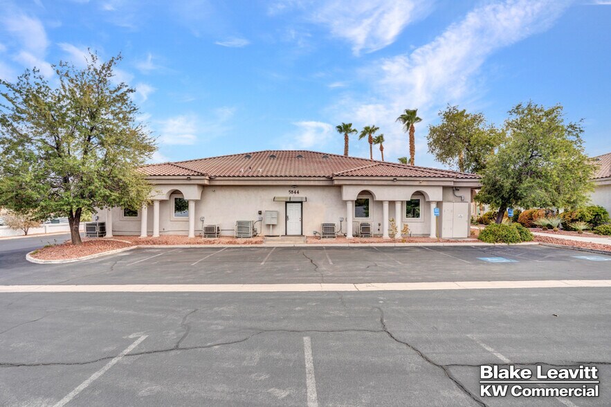 More Photos Of 5844 S Pecos Rd, Las Vegas Medical For Sale