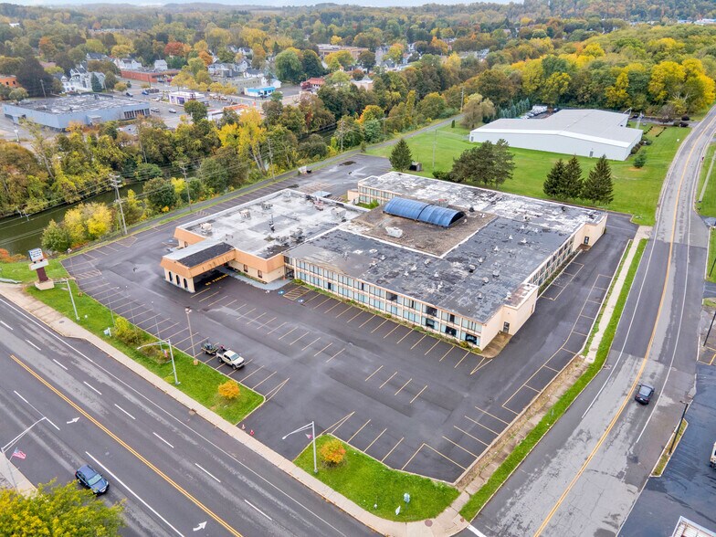 More Photos Of 125 N Main St, Newark Hotel For Sale