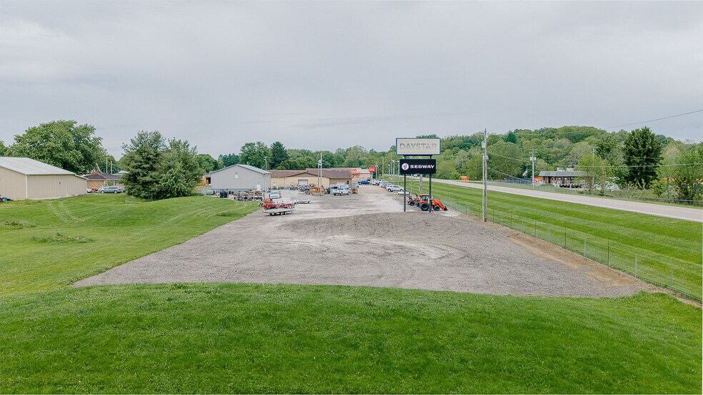More Photos Of 206 S Carrollton St, Malvern Auto Dealership For Sale