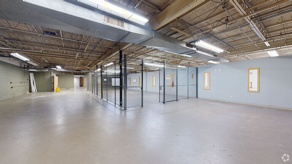 More Photos Of 99 Airport Rd, Concord Manufacturing For Sale