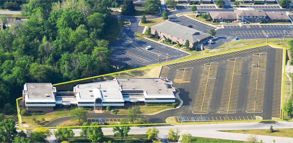 More Photos Of 1712 Magnavox Way, Fort Wayne Office For Lease