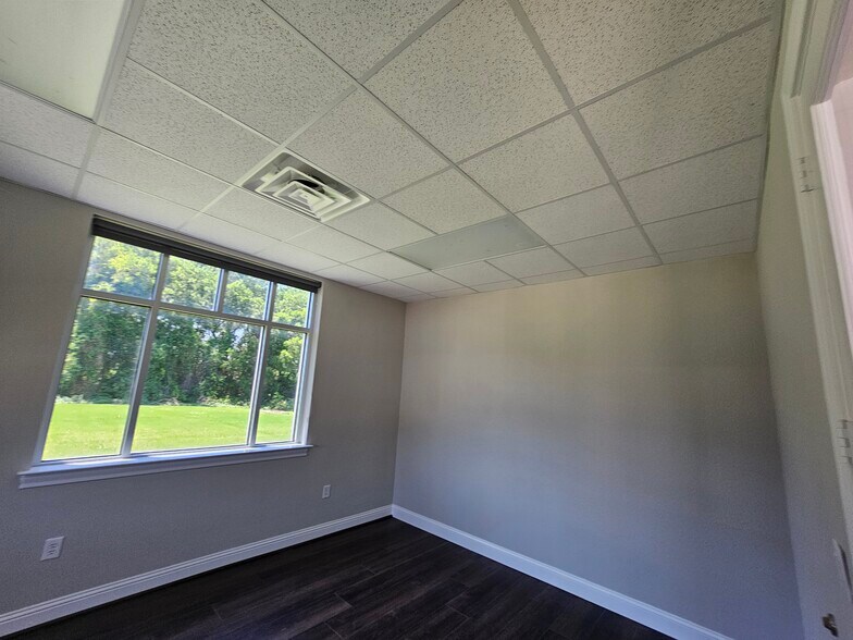 More Photos Of 1402 S Custer Rd, McKinney Unknown For Lease