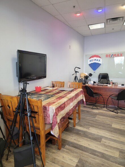 More Photos Of 311 E State Highway 260, Payson Coworking Space