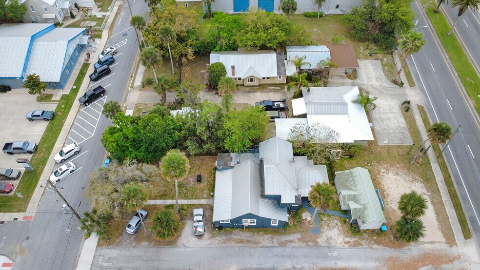 Primary Photo Of 324 N Orange St, New Smyrna Beach Multifamily For Sale