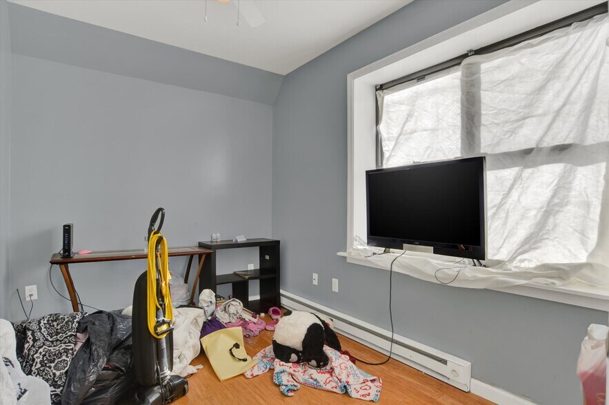 More Photos Of 33 S 18th St, Harrisburg Apartments For Sale
