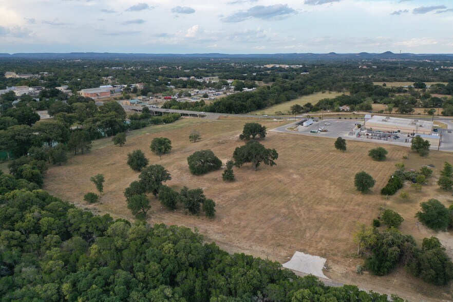 More Photos Of 220 TX-173, Bandera Land For Sale