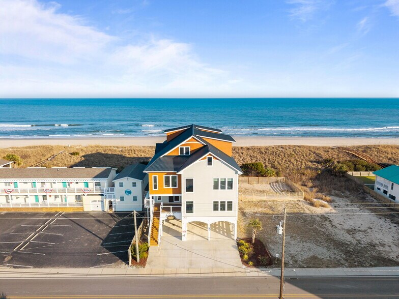 More Photos Of 312 Carolina Beach Ave N, Carolina Beach Office For Sale